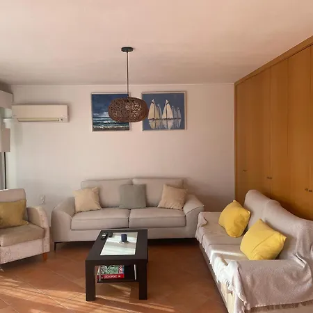 Ourasea Apartamento *